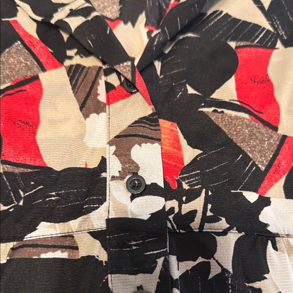 Abstract Patterned Blouse - Picture 3 of 4